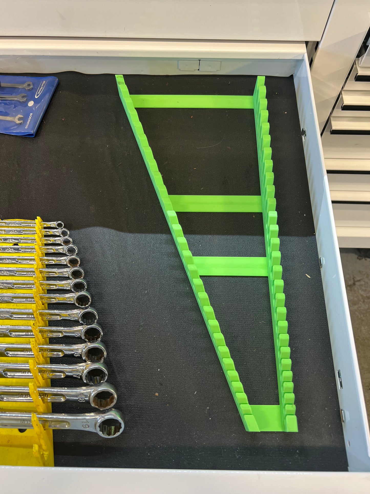 Large Spanner Rack - Angled | 6mm-32mm (27 Slot)