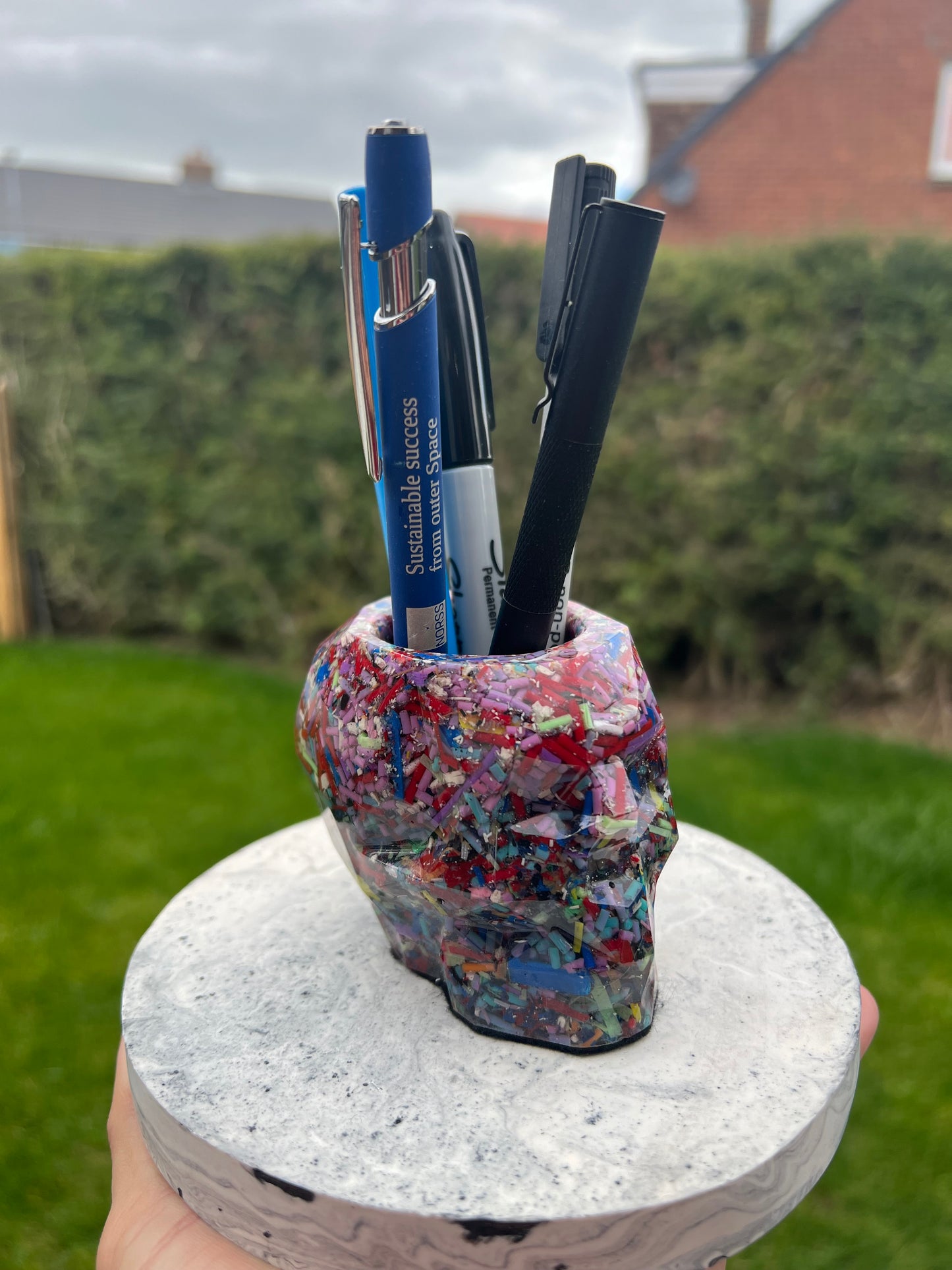 Resin Skull Pencil Pot