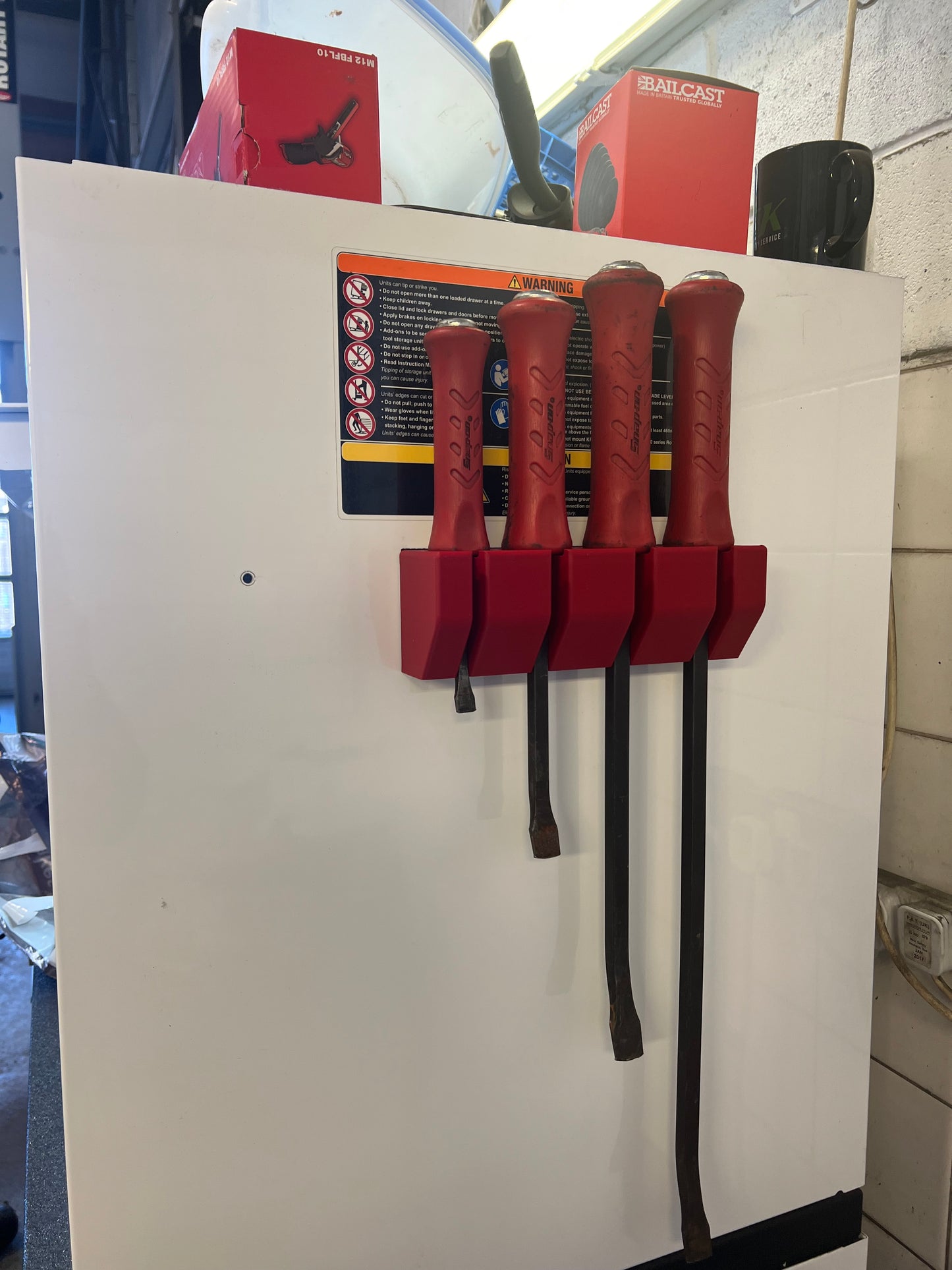 Magnetic Snap On Pry Bar Holder