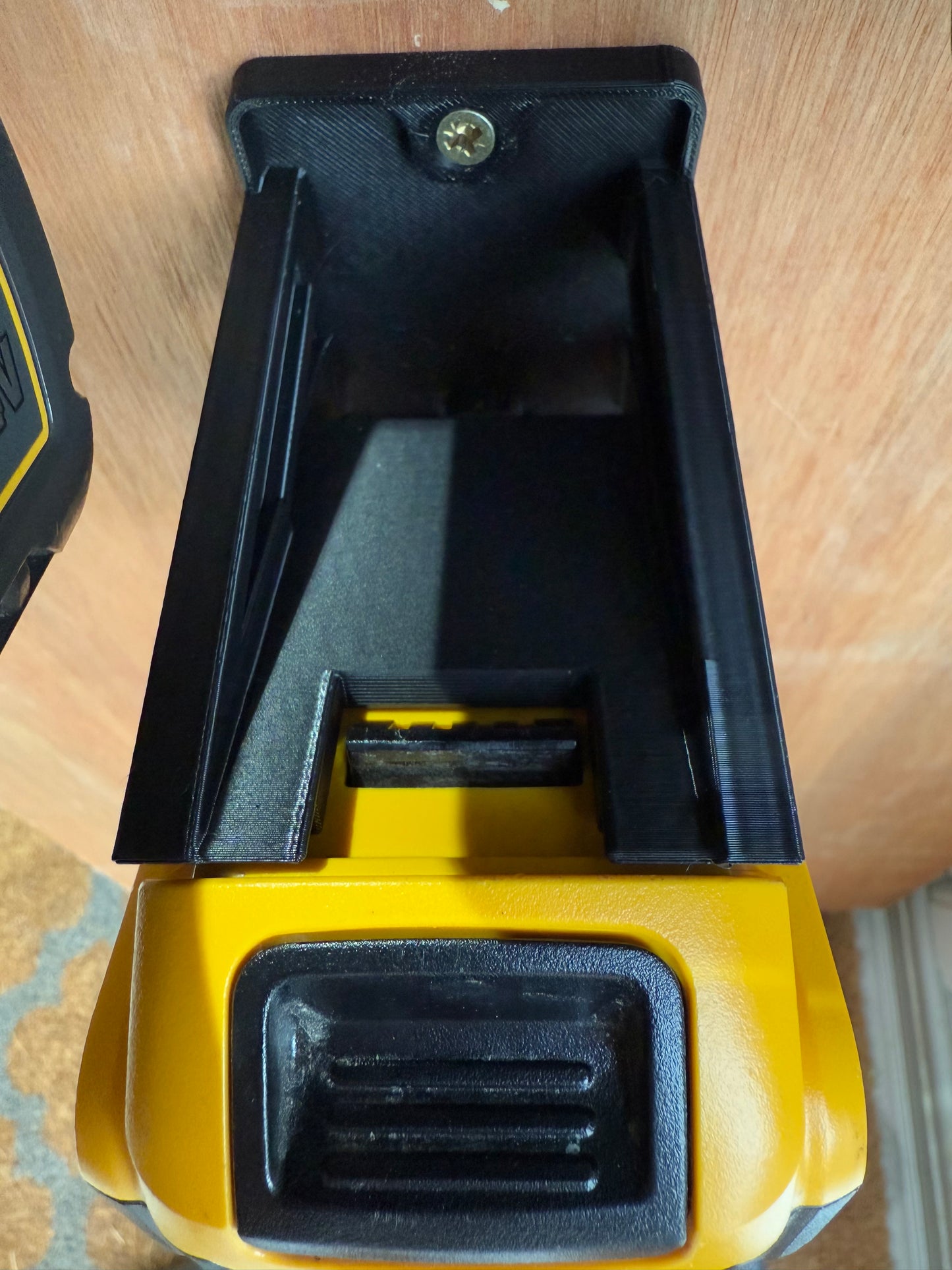 DeWalt Battery Holder - 18v or 54v