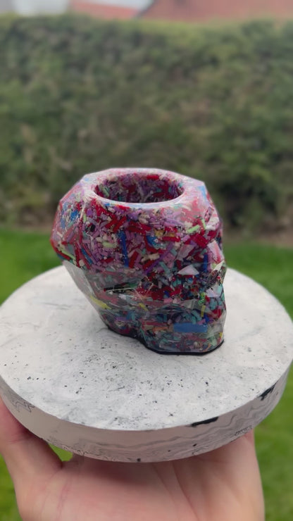 Resin Skull Pencil Pot