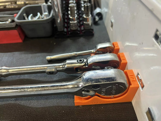 Low Profile Magnetic Ratchet Holder