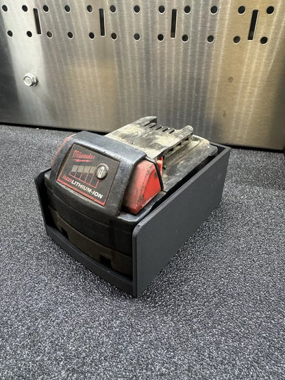 Magnetic Milwaukee M18 Battery Holder